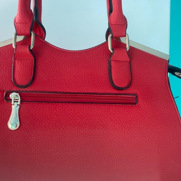 Red women’s going out  bag - Picture 4 of 6